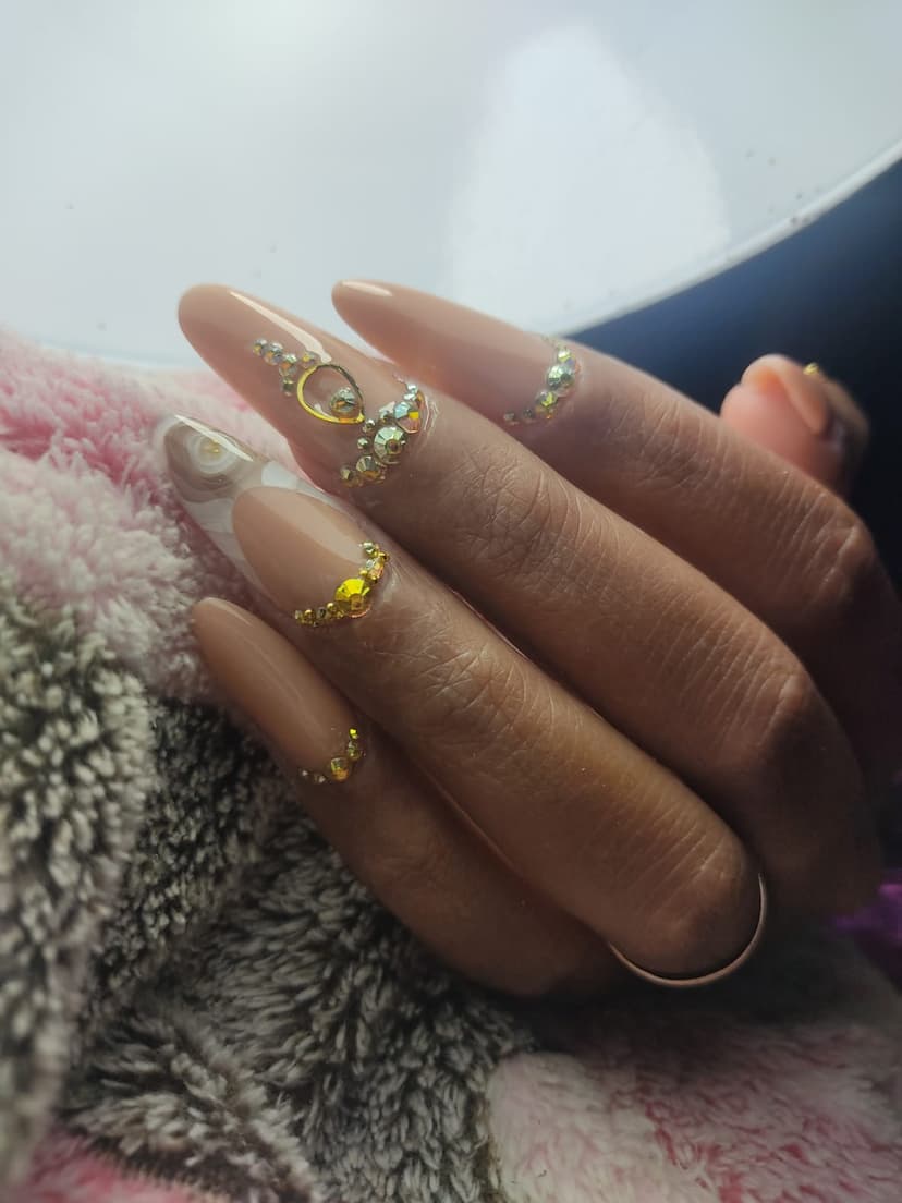 Trabajo de uñas de ela_studionails